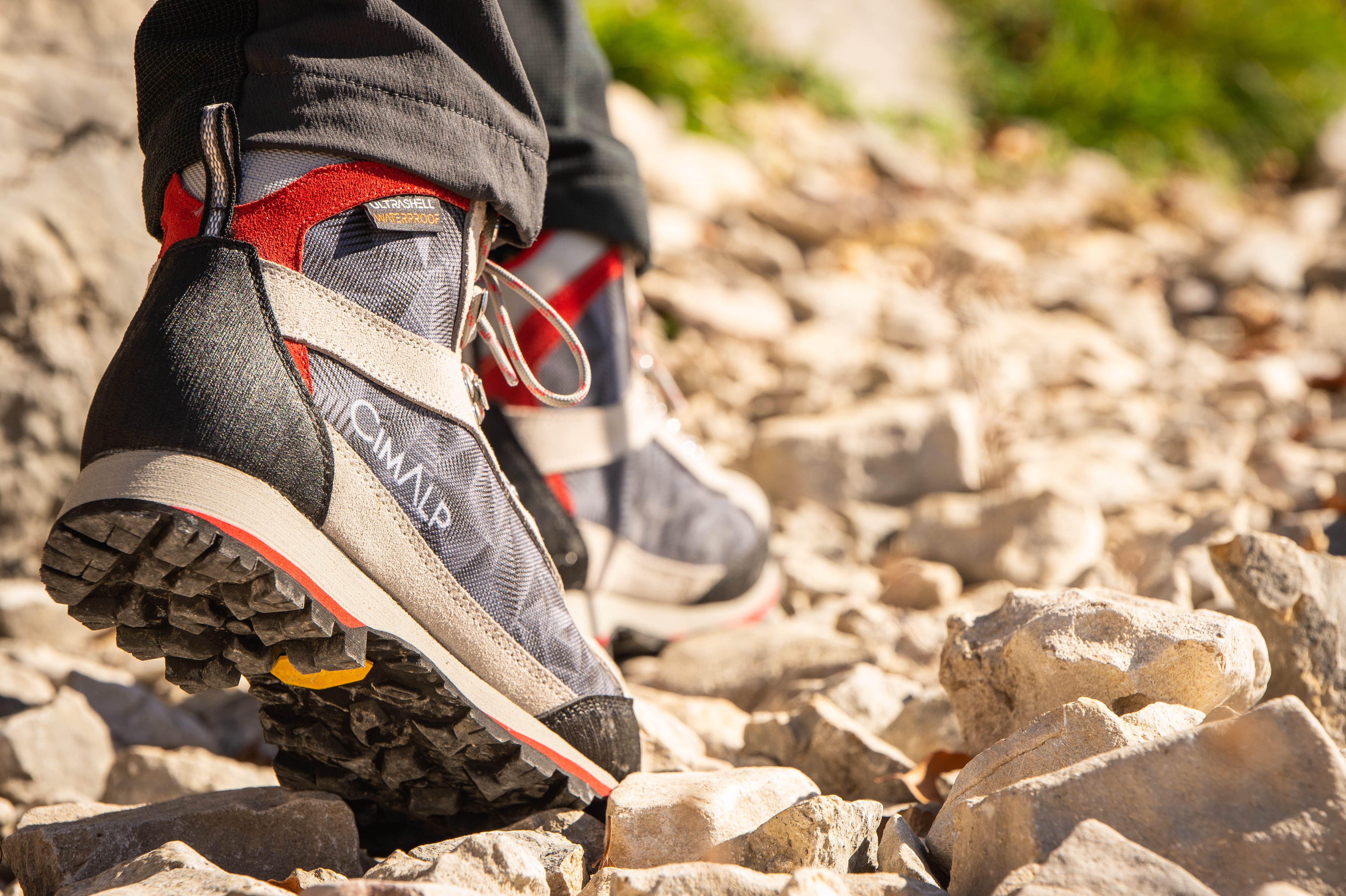 De quoi est constituée une chaussure de randonnée - CIMALP