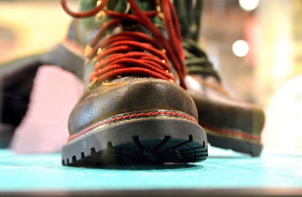 Comment entretenir le cuir de ses chaussures de randonnée - CIMALP